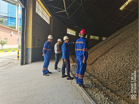 水泥集团生产部到天瑞新登公司进行指导、帮扶